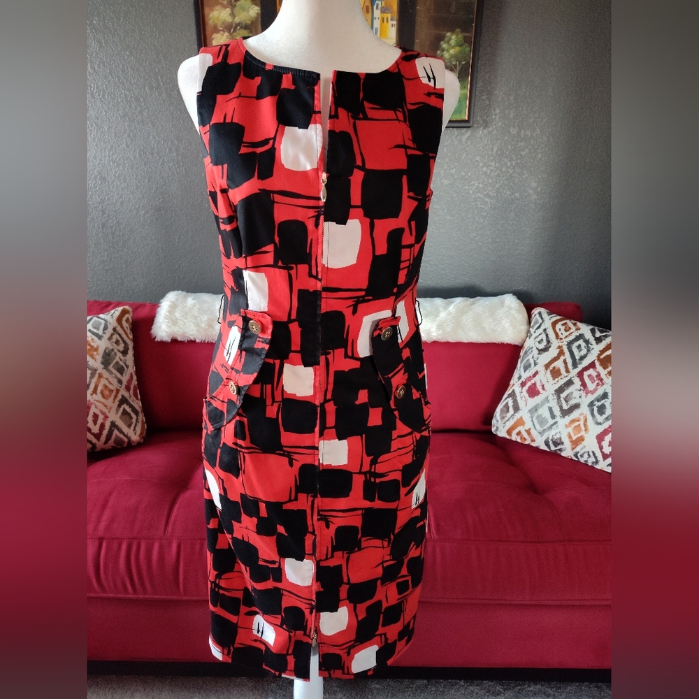 Carlisle Size 2 Red, Black and White
